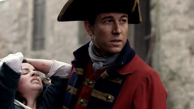 OUTLANDER_-_E1X02_CASTLE_LEOCH_0280.jpg