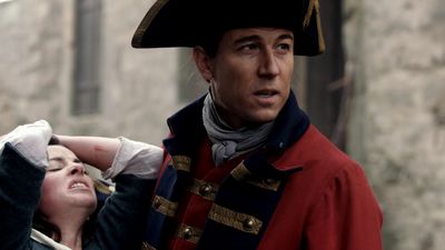 OUTLANDER_-_E1X02_CASTLE_LEOCH_0281.jpg