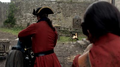 OUTLANDER_-_E1X02_CASTLE_LEOCH_0293.jpg