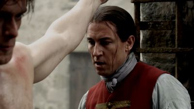 OUTLANDER_-_E1X02_CASTLE_LEOCH_0342.jpg
