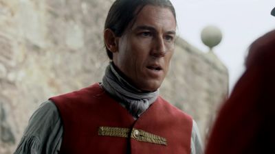 OUTLANDER_-_E1X02_CASTLE_LEOCH_0385.jpg