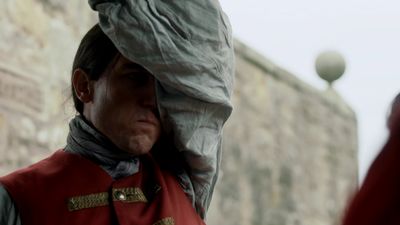 OUTLANDER_-_E1X02_CASTLE_LEOCH_0404.jpg