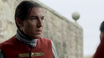 OUTLANDER_-_E1X02_CASTLE_LEOCH_0420.jpg