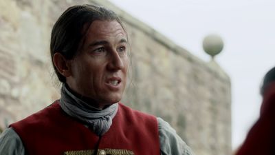 OUTLANDER_-_E1X02_CASTLE_LEOCH_0427.jpg