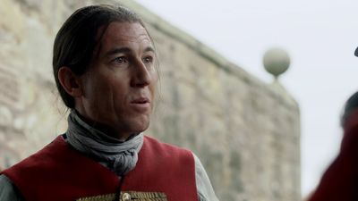 OUTLANDER_-_E1X02_CASTLE_LEOCH_0431.jpg