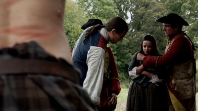 OUTLANDER_-_E1X02_CASTLE_LEOCH_0457.jpg