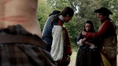 OUTLANDER_-_E1X02_CASTLE_LEOCH_0459.jpg