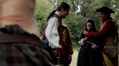 OUTLANDER_-_E1X02_CASTLE_LEOCH_0461.jpg
