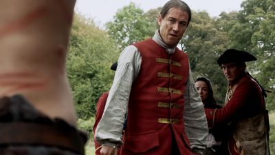 OUTLANDER_-_E1X02_CASTLE_LEOCH_0471.jpg