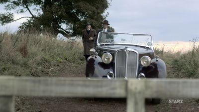 OUTLANDER_-_E1X02_CASTLE_LEOCH_0473.jpg