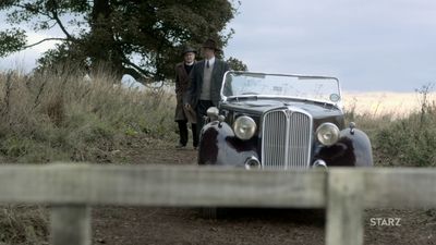 OUTLANDER_-_E1X02_CASTLE_LEOCH_0477.jpg