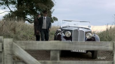 OUTLANDER_-_E1X02_CASTLE_LEOCH_0490.jpg