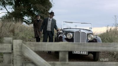 OUTLANDER_-_E1X02_CASTLE_LEOCH_0494.jpg