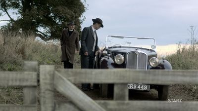 OUTLANDER_-_E1X02_CASTLE_LEOCH_0501.jpg