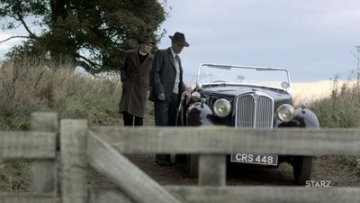 OUTLANDER_-_E1X02_CASTLE_LEOCH_0513.jpg