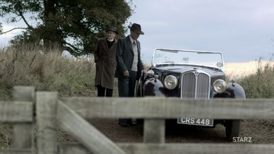 OUTLANDER_-_E1X02_CASTLE_LEOCH_0517.jpg