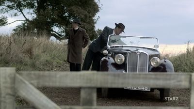 OUTLANDER_-_E1X02_CASTLE_LEOCH_0526.jpg