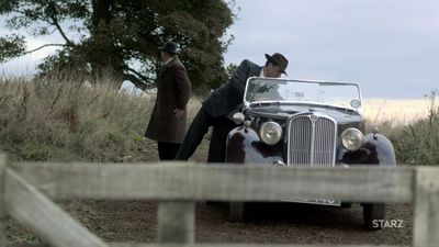 OUTLANDER_-_E1X02_CASTLE_LEOCH_0530.jpg