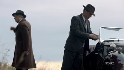 OUTLANDER_-_E1X02_CASTLE_LEOCH_0535.jpg