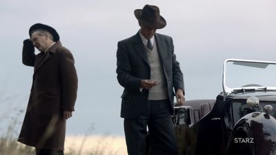 OUTLANDER_-_E1X02_CASTLE_LEOCH_0539.jpg