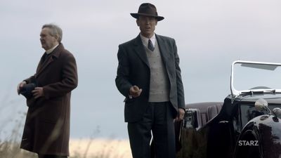 OUTLANDER_-_E1X02_CASTLE_LEOCH_0549.jpg