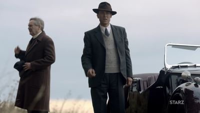 OUTLANDER_-_E1X02_CASTLE_LEOCH_0550.jpg