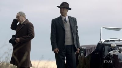 OUTLANDER_-_E1X02_CASTLE_LEOCH_0557.jpg