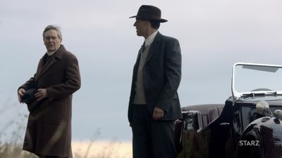 OUTLANDER_-_E1X02_CASTLE_LEOCH_0564.jpg