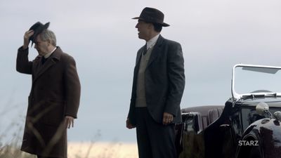 OUTLANDER_-_E1X02_CASTLE_LEOCH_0573.jpg
