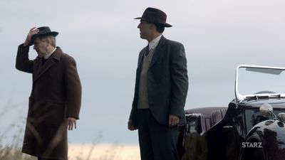 OUTLANDER_-_E1X02_CASTLE_LEOCH_0574.jpg