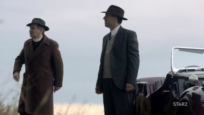 OUTLANDER_-_E1X02_CASTLE_LEOCH_0582.jpg