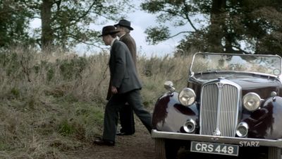 OUTLANDER_-_E1X02_CASTLE_LEOCH_0601.jpg