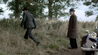 OUTLANDER_-_E1X02_CASTLE_LEOCH_0609.jpg