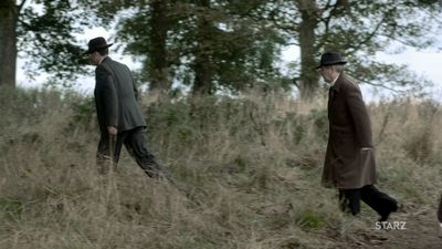OUTLANDER_-_E1X02_CASTLE_LEOCH_0613.jpg