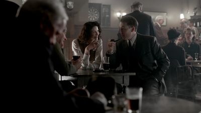 OUTLANDER_-_E1X02_CASTLE_LEOCH_0630.jpg