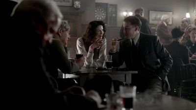 OUTLANDER_-_E1X02_CASTLE_LEOCH_0636.jpg