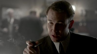 OUTLANDER_-_E1X02_CASTLE_LEOCH_0661.jpg