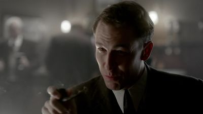OUTLANDER_-_E1X02_CASTLE_LEOCH_0664.jpg