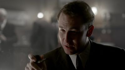 OUTLANDER_-_E1X02_CASTLE_LEOCH_0668.jpg