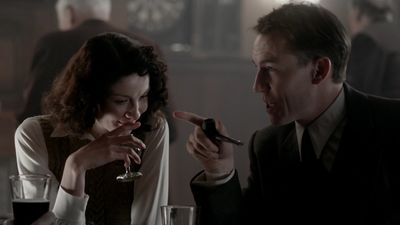 OUTLANDER_-_E1X02_CASTLE_LEOCH_0682.jpg