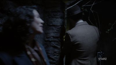 OUTLANDER_-_E1X02_CASTLE_LEOCH_0695.jpg