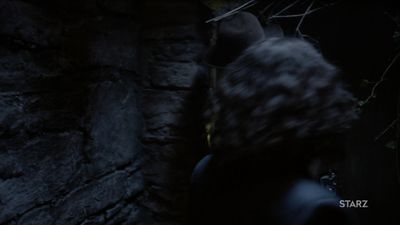 OUTLANDER_-_E1X02_CASTLE_LEOCH_0698.jpg