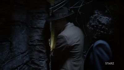 OUTLANDER_-_E1X02_CASTLE_LEOCH_0702.jpg