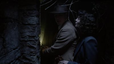 OUTLANDER_-_E1X02_CASTLE_LEOCH_0708.jpg