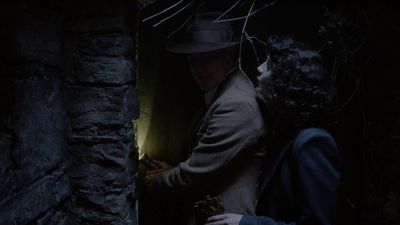 OUTLANDER_-_E1X02_CASTLE_LEOCH_0716.jpg
