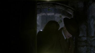 OUTLANDER_-_E1X02_CASTLE_LEOCH_0724.jpg