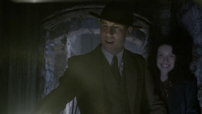 OUTLANDER_-_E1X02_CASTLE_LEOCH_0735.jpg
