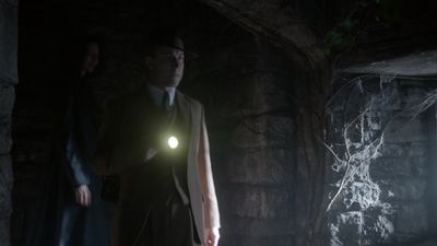 OUTLANDER_-_E1X02_CASTLE_LEOCH_0741.jpg
