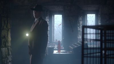 OUTLANDER_-_E1X02_CASTLE_LEOCH_0769.jpg