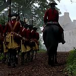 OUTLANDER_-_E1X02_CASTLE_LEOCH_0011.jpg